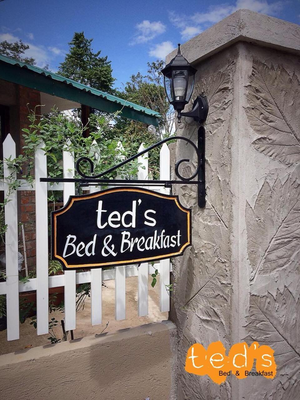 Ted'S Bed And Breakfast Santa Cruz  Exterior foto